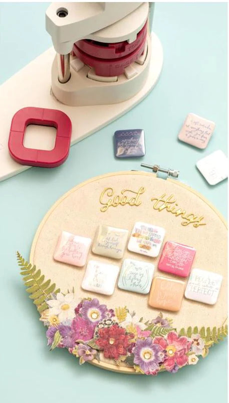 Square Button Press Kit – We R Memory Keepers (imagen 3)