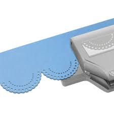 Dotted Scallop Large Edge Punch – EK Success (imagen 2)