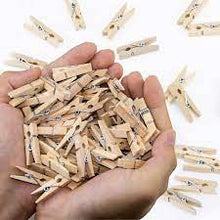 Cargar imagen en el visor de la galería, MINI WOOD CLOTHESPINS
