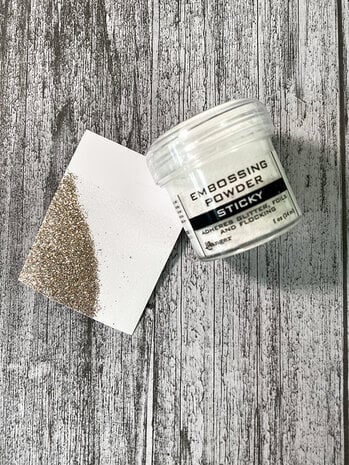 Sticky Embossing Powder – L'atelier Scrapbooking (imagen 2)